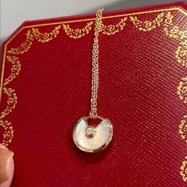 AMULETTE WHITE MOP NECKLACE - Image 5