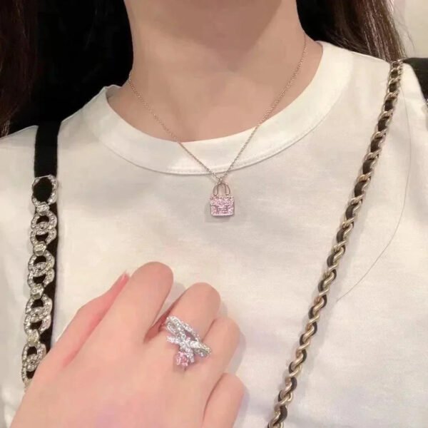 CONSTANCE PEDANT PURPLE DIAMOND NECKLACE - Image 4