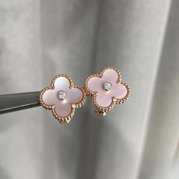 CLOVER MOP PINK GOLD DIAMOND EARRINGS - Image 4