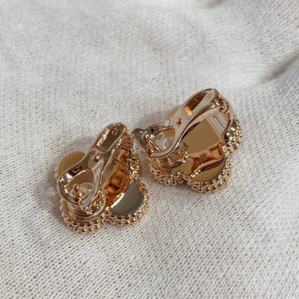CLOVER CARNELIAN PINK GOLD DIAMOND EARRINGS - Image 4
