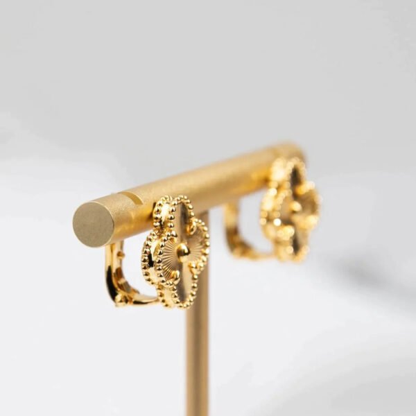 VINTAGE CLOVER EARRINGS GOLD - Image 4