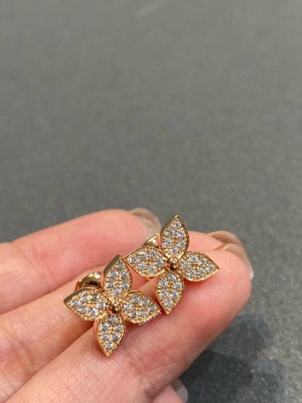 STAR EARRINGS PINK GOLD DIAMOND - Image 5