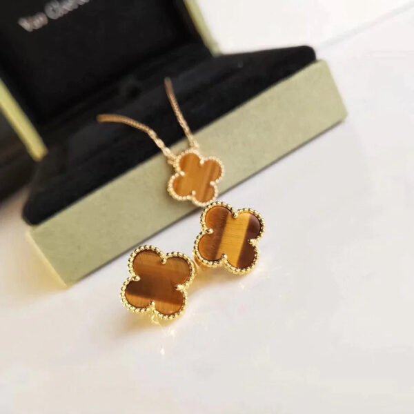 CLOVER TIGER EYE EARRINGS - Image 3