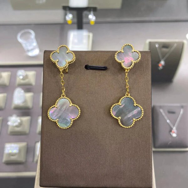 CLOVER 2 MOTIFS GOLD EARRINGS - Image 10