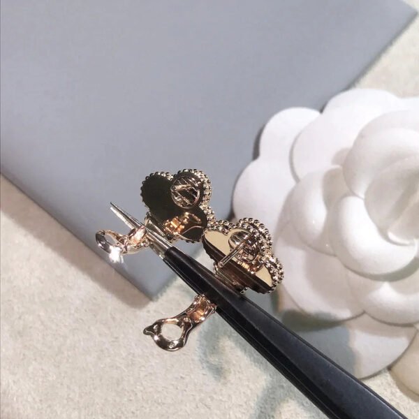 CLOVER GOLD PINK MOP EARRINGS - Image 9