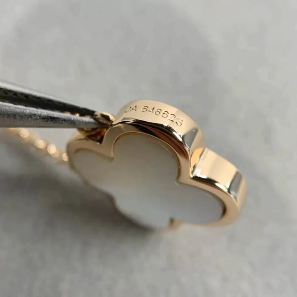 PURE CLOVER PINK GOLD MOP NECKLACE - Image 7