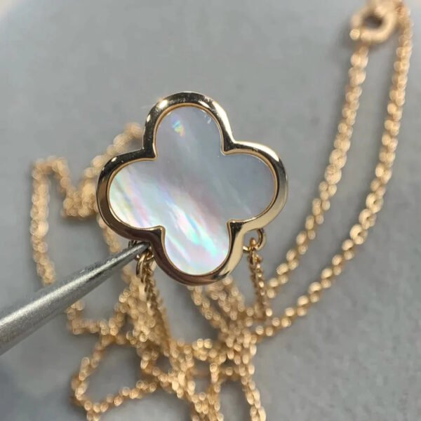 PURE CLOVER PINK GOLD MOP NECKLACE - Image 8
