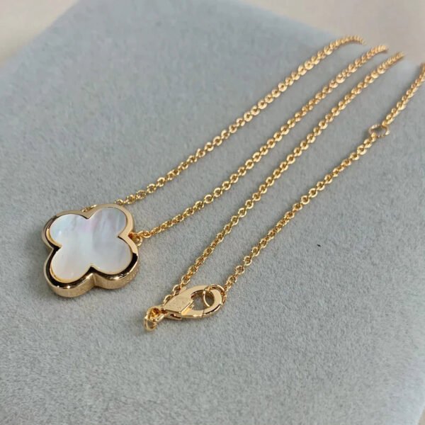 PURE CLOVER PINK GOLD MOP NECKLACE - Image 9