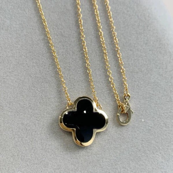 PURE CLOVER PINK GOLD ONYX NECKLACE - Image 2