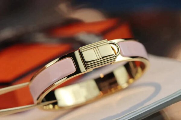 H LOCK PINK GOLD BRACELET 12MM - Image 8