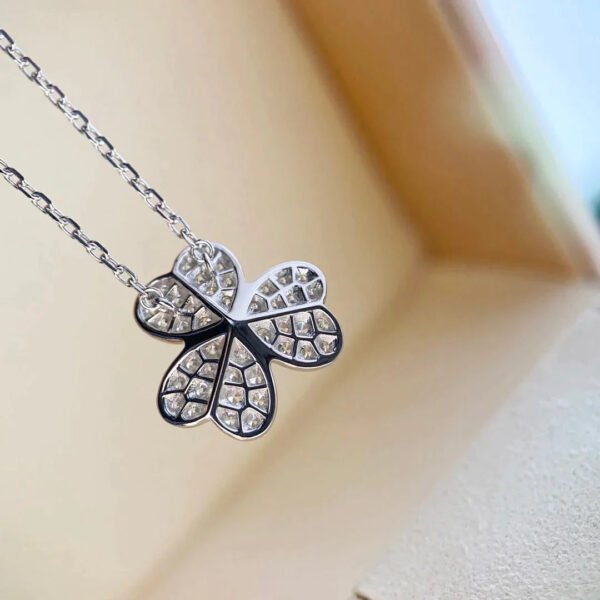 CLOVER DIAMOND NECKLACE SILVER - Image 5