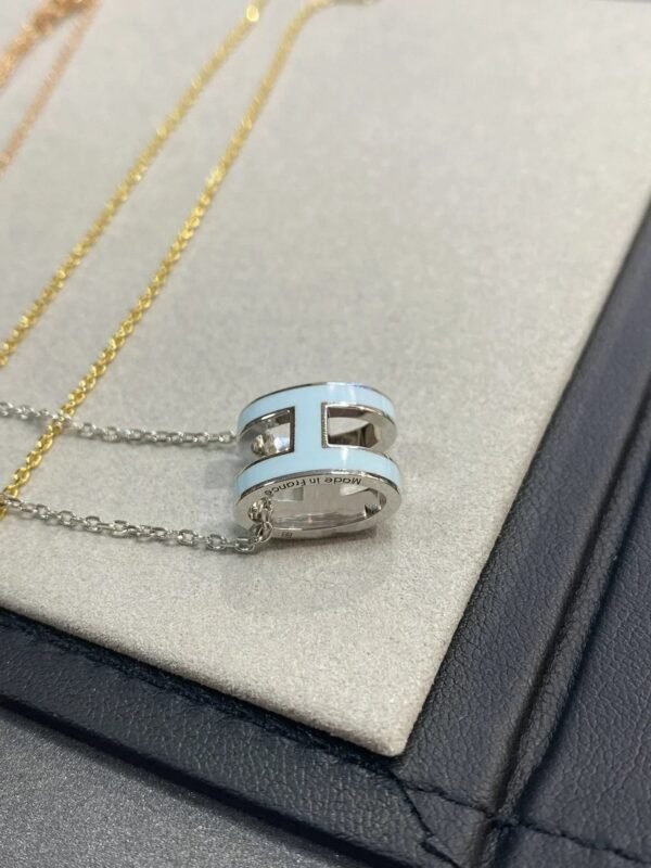 POP H LIGHT BLUE NECKLACE - Image 4