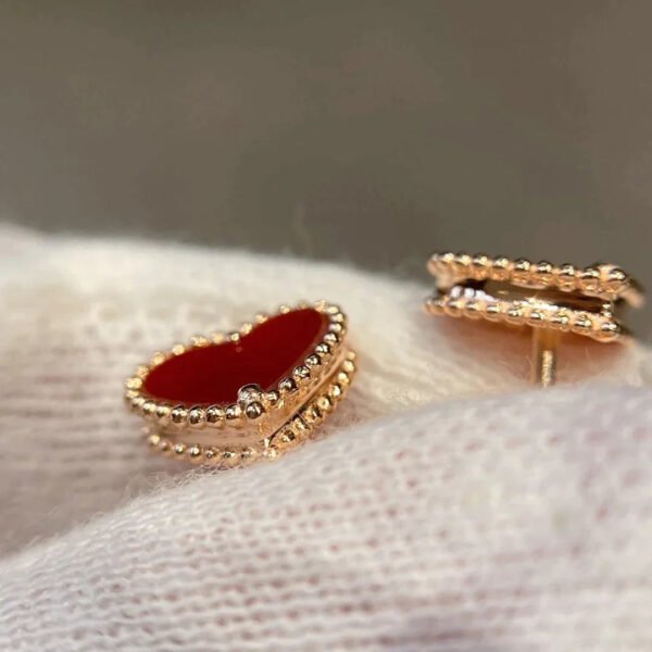 HEART CARNELIAN PINK GOLD STUD EARRINGS - Image 3