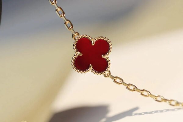 CLOVER 20 MOTIFS CARNELIAN GOLD NECKLACE - Image 5