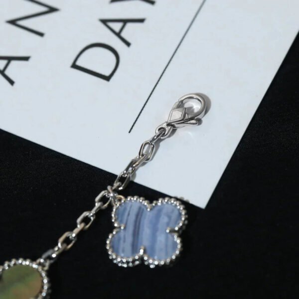 CLOVER BRACELET 5 MOTIFS MOP CHALCEDONY SILVER - Image 5