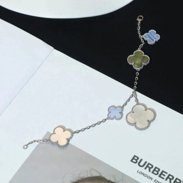 CLOVER BRACELET 5 MOTIFS MOP CHALCEDONY SILVER - Image 10
