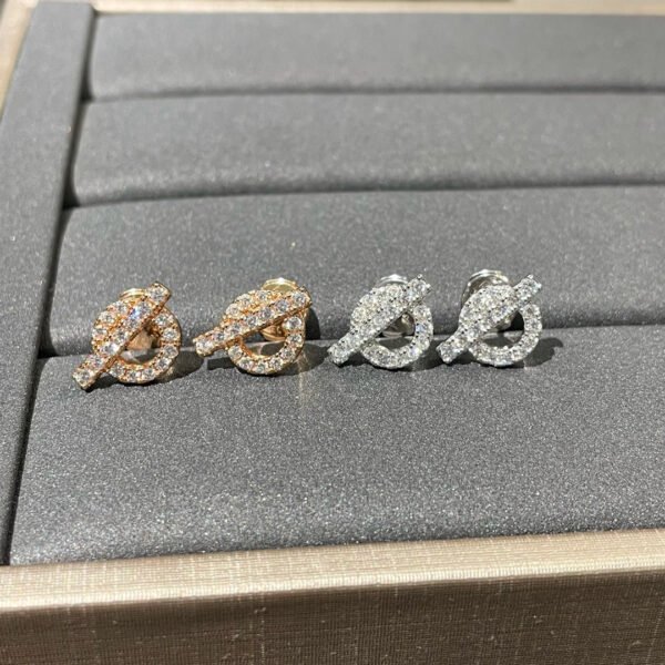 ECHAPPEE MINI DIAMOND STUD EARRINGS - Image 9