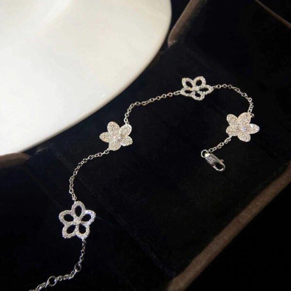 WILDFLOWER 4 MOTIFS SILVER DIAMOND BRACELET - Image 3