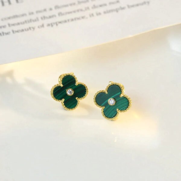 CLOVER MALACHITE DIAMOND EARRINGS - Image 5