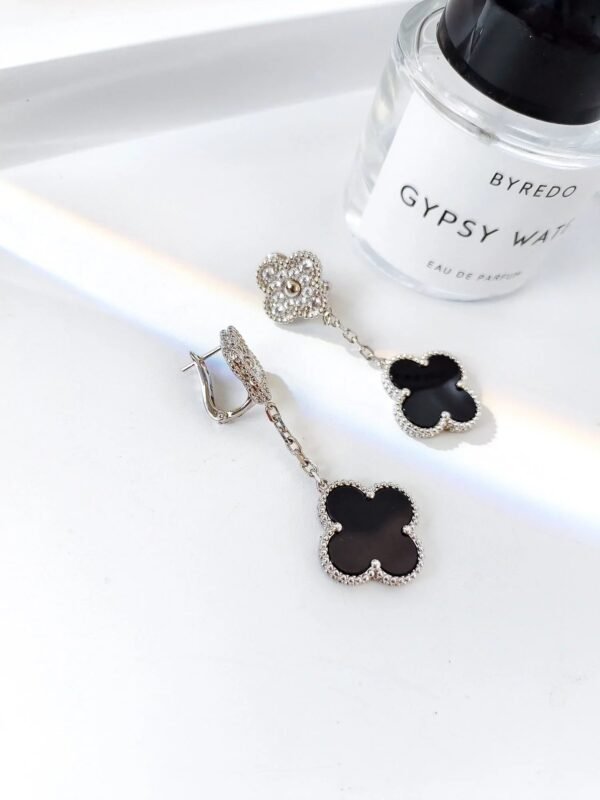 CLOVER 2 MOTIFS SILVER DIAMOND ONYX EARRINGS - Image 7