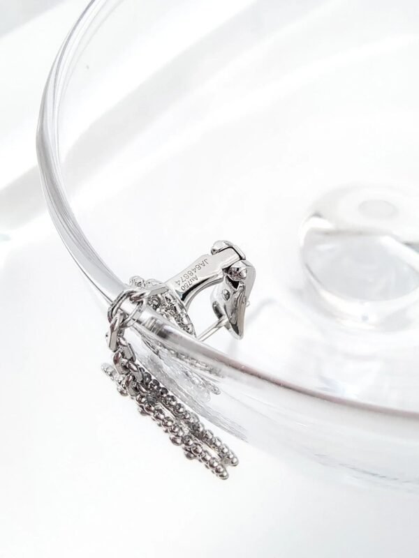 CLOVER 2 MOTIFS SILVER DIAMOND ONYX EARRINGS - Image 3