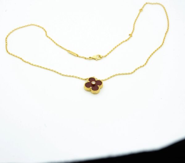 CLOVER NECKLACE GOLD DIAMOND CARNELIAN - Image 4
