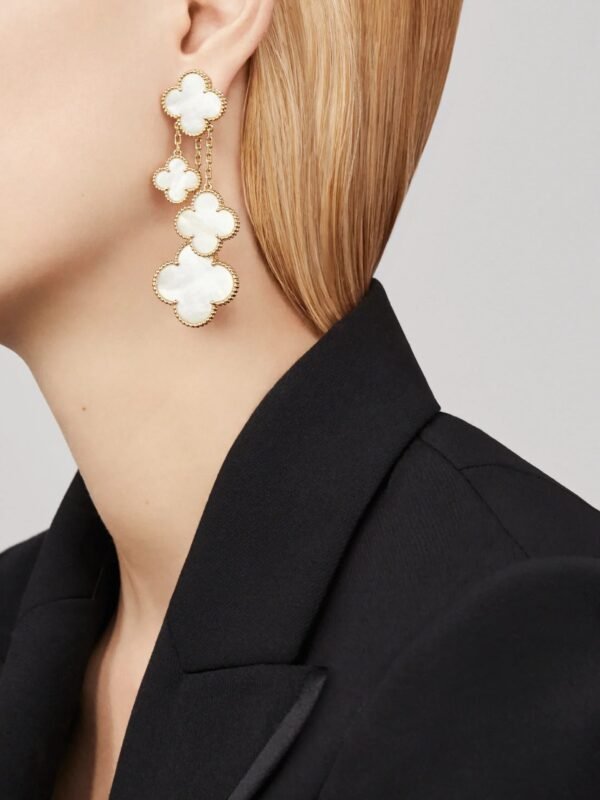 CLOVER EARRINGS WHITE MOP 4 MOTIFS GOLD - Image 2