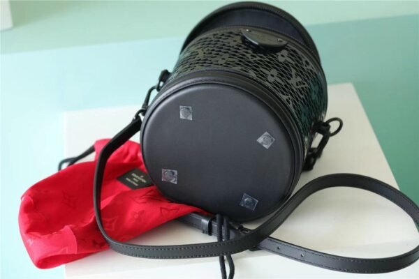 LV Cannes Monogram Lace Black For Women, Women's Bags, Shoulder And Crossbody Bags 6.7in/17cm LV M20363 - Image 8