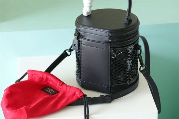 LV Cannes Monogram Lace Black For Women, Women's Bags, Shoulder And Crossbody Bags 6.7in/17cm LV M20363 - Image 3