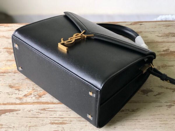 YSSL Cassandra Medium Top Handle Bag In Grain De Poudre Embossed Black For Women 9.6in/25cm 623931BOW0W1000 - Image 3