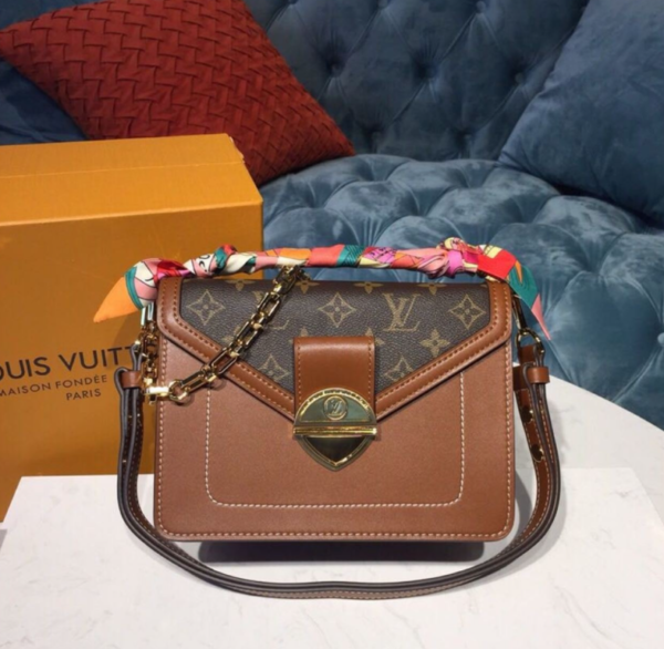 LV Biface Monogram Canvas By Nicolas Ghesquiere For Women, Women's Handbags, Shoulder Bags 8.7in/21.5cm LV M44386