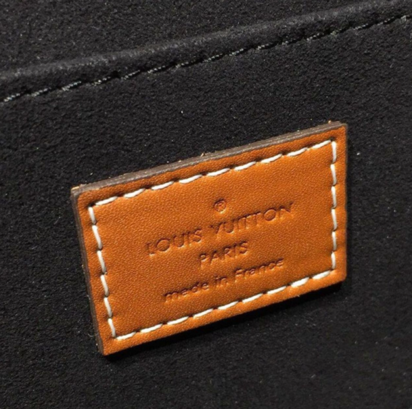LV Biface Monogram Canvas By Nicolas Ghesquiere For Women, Women's Handbags, Shoulder Bags 8.7in/21.5cm LV M44386 - Image 7