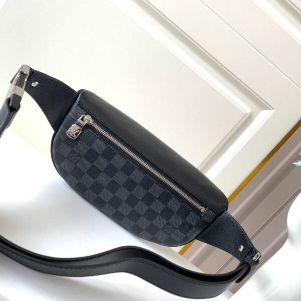 LV Campus Bumbag Damier Graphite Canvas For Men, Bags 10.2in/26cm LV N40362 - Image 2