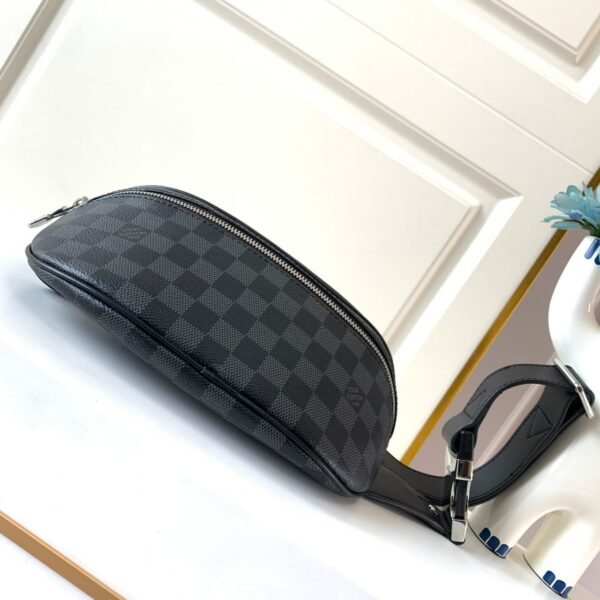 LV Campus Bumbag Damier Graphite Canvas For Men, Bags 10.2in/26cm LV N40362 - Image 4